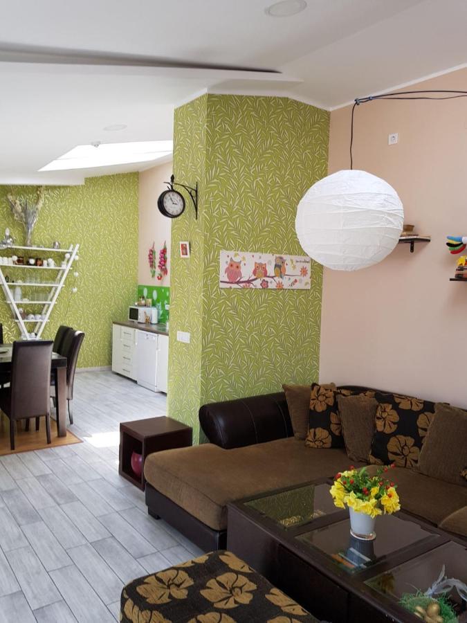 Apartment Sovica Belgrad Exteriör bild