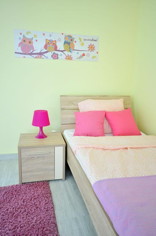 Apartment Sovica Belgrad Exteriör bild